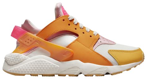 nike huarache foot locker